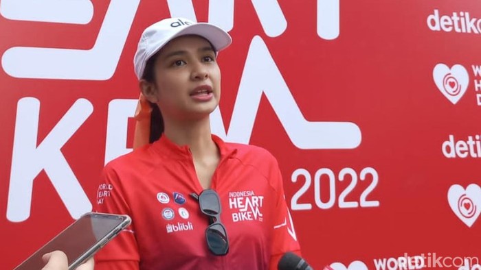 Mikha Tambayong Mikha Tambayong