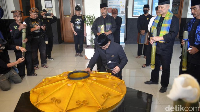 Napak tilas Sumur Bandung