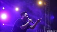 Tampil di Boss Stage, Nassar membuat ribuan orang bergoyang di JIExpo Kemayoran, Jakarta. Foto: Rifkianto Nugroho/detikHOT
