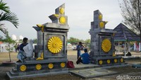 Berdiri sejak tahun 2006, awalnya dari timbulan tanah di pesisir pantai, ujar Akso.