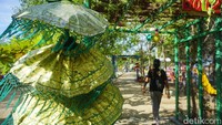 Pantai Bali 2 diambil dari nama desa dan keindahannya, nomor 2 karena Bali 1 ada di Denpasar, Kata pengelola Wisata Bali 2, Akso Surya Darmawangsa, Minggu (25/9/2022).