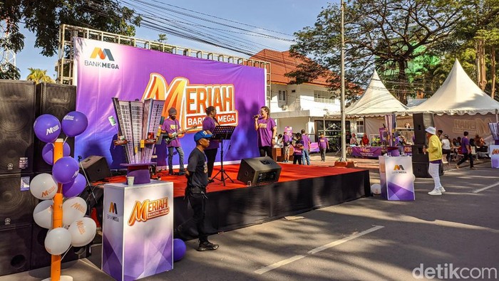 Program Meriah Bareng Bank Mega di Makassar, Sulsel.