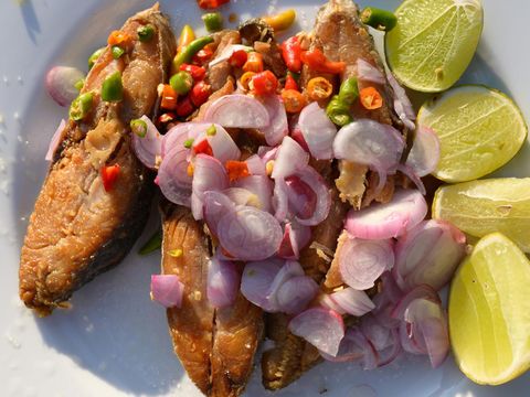 Resep Ikan Goreng Sambal Iris Bawang Merah