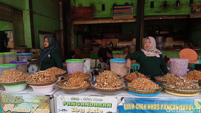 Seafood krispy di Pantai Timur Pangandaran