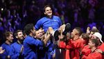 Tangis Roger Federer Saat Pensiun dari Dunia Tenis