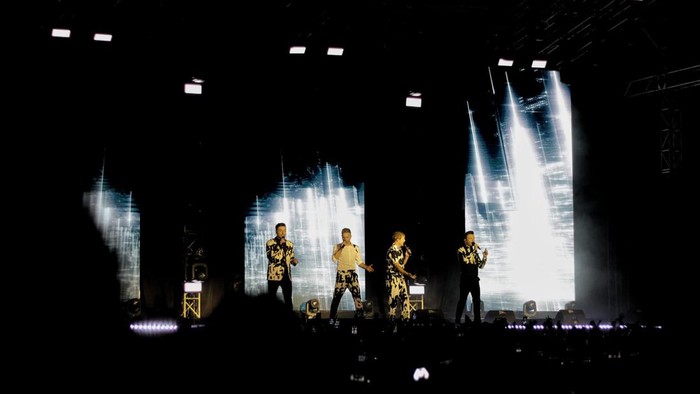 westlife konser di surabaya westlife konser di surabaya