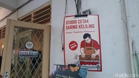 Ide hangout seru anti-mainstream ini datang dari salah satu merchant Mbloc Space. Nama tokonya, Matalokal. Lokasinya ada di bagian depan sebelah kiri dari pintu masuk Mbloc. Foto: Yasmin Nurfadila/detikTravel