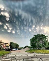 10 Foto Fenomena Langit yang Keren Banget Gaes