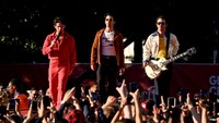 Jonas Brothers mengisi acara Global Citizen Festival 2022 di Central Park, New York. (Foto: Getty Images/Noam Galai)