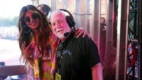 Priyanka Chopra didapuk menjadi MC dalam acara tersebut. (Foto: Getty Images/Kevin Mazur)