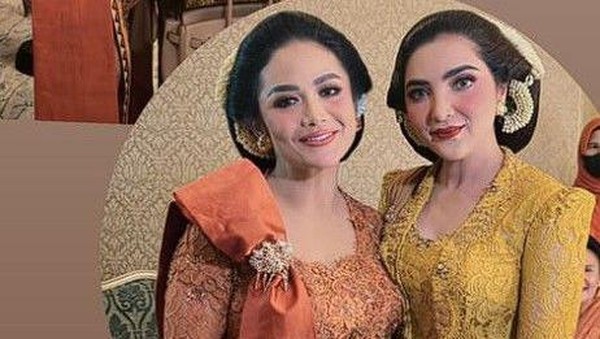 8 Foto Ashanty & Krisdayanti di Acara Cucu, Awet Muda Walau Sudah Jadi Nenek