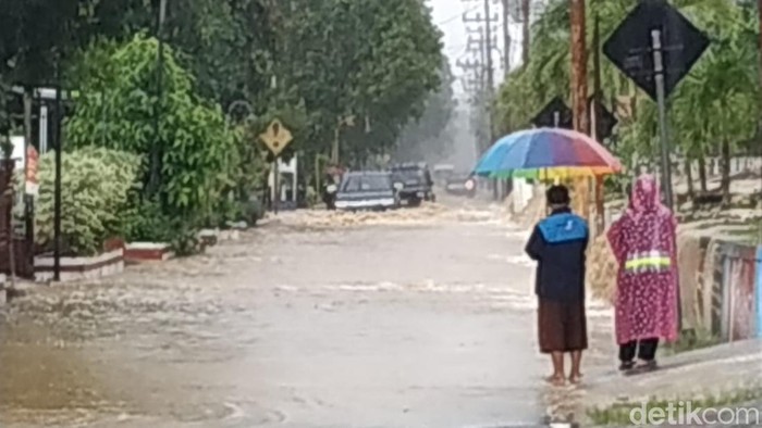 Banjir Pacitan