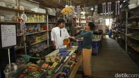 Semenjak bergabung dengan BRIlink, pemilik warung dapat penambahan lumayan untuk memenuhi kebutuhan rumah tangganya. Dalam satu transaksi di Brilink rata-rata 10 ribu rupiah tinggal dikalikan per transaksi selama satu bulan.