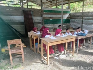 Pemkab Enrekang Usul 268 SD-SMP Dapat Dana Bantuan Pembangunan dari Pusat