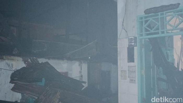 Kebakaran di Jalan Naja Dg Nai, Makassar.
