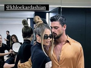 Bintang Film Panas 365 Days Kencani Khloe Kardashian