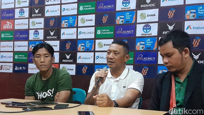 Konferensi pers manajemen PSMS Medan usai laga melawan Semen Padang FC