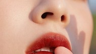Rekomendasi Lip Tint Cloud Touch Tahan Lama biar Menawan ala Korea