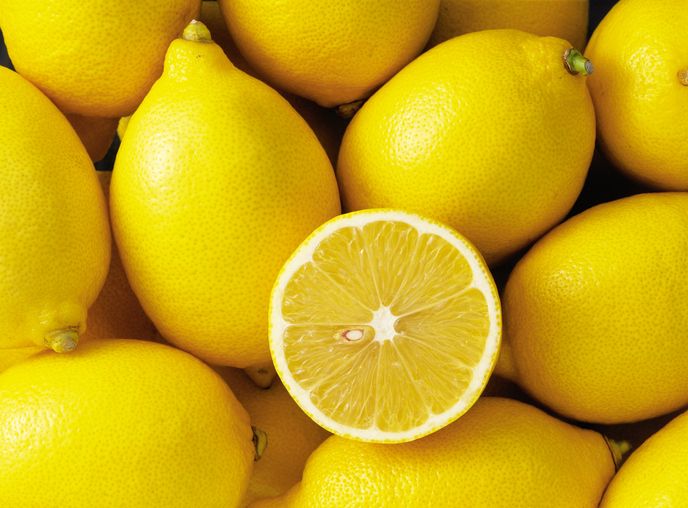 Bikin Wajah Glowing! 7 Makanan Ini Ampuh untuk Pudarkan Flek Hitam