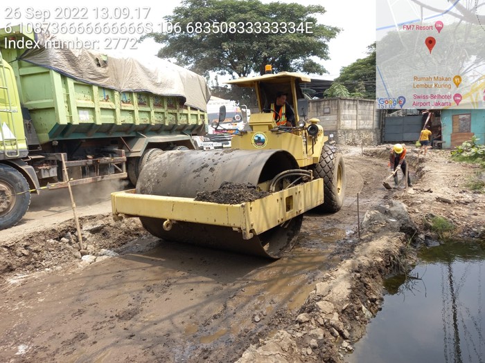 Perbaikn Jl Raya Perancis di ruas Kota Tangerang, 26 September 2022. (Dinas PUPR Kota Tangerang)