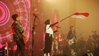 Dalam acara kebersamaan karyawan sekaligus perayaan satu tahun PT. KSP yang mengambil tema Amaz1ng Transformation yang turut dihadiri langsung oleh Direktur Utama PT. KSP Ridi Djajakusuma dan dimeriahkan oleh Kotak Band.