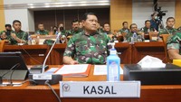 Kharis menganggap persoalan antara Effendi, Dudung, dan Andika sudah selesai. Dia berharap isu itu tak lagi diperpanjang.