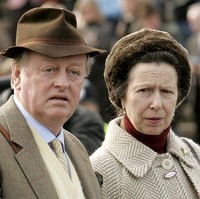 Hubungan romantis Putri Anne dan Andrew Parker Bowles berlangsung sebelum Andrew dan Camilla pacaran dan menikah. Foto: Getty Images