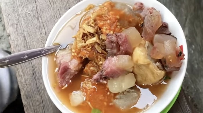 Sluurp 20 Bakso Topping Tetelan Berlimpah Ada Di Tempat Ini