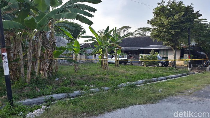 Suasana lokasi ledakan di asrama Brimob Grogol, Sukoharjo, Senin (26/9/2022) pagi.