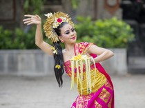 Sejarah Tari Pendet, Tari Penyambutan dari Bali