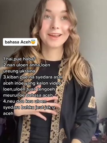 Viral wanita asal Ukraina, Anna Korzhenko bisa berbicara bahasa Banda Aceh.
