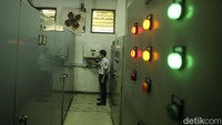 Sebagai gambaran, pada saat Solar Panel memproduksi energi listrik sebesar 40,5 kWp dapat dipergunakan untuk mengoperasikan 20 unit AC berkapasitas 2 PK secara bersamaan atau kurang lebih menyalakan 1.000 lampu LED 40 watt yang terpasang di dalam stasiun secara bersamaan.