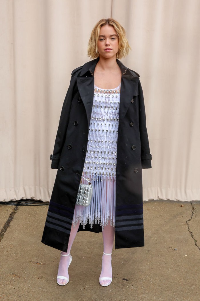1243520923 LONDON, ENGLAND - SEPTEMBER 26: Milly Alcock attends the Burberry Spring/Summer 2023 runway show in Bermondsey on September 26, 2022 in London, England. (Photo by David M. Benett/Dave Benett/Getty Images for Burberry)