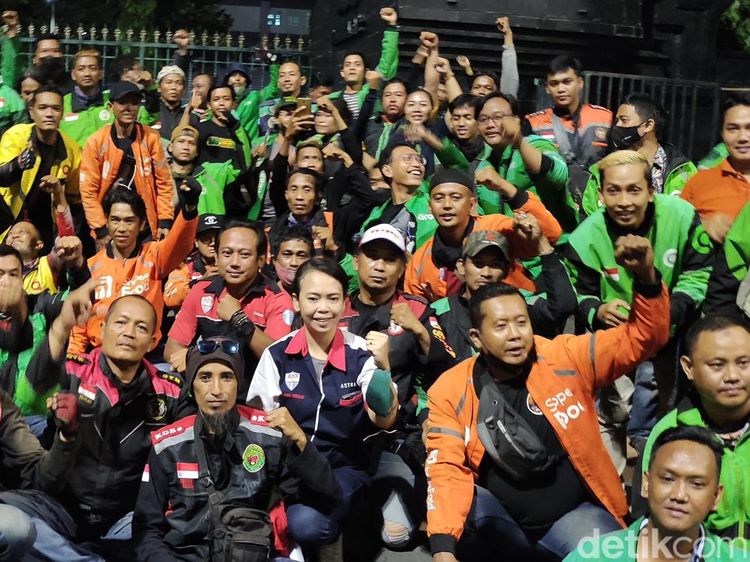 Momen Asosiasi Driver Ojol Bicara soal Penyeroyokan di Semarang