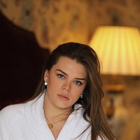 Ayah dan ibu Camille sudah berpisah karena itu Camille tinggal dengan dua saudara tiri hasil pernikahan ibunya dengan Daniel Ducruet. Ketiganya dikenal cukup kompak bahkan sering disebut Three Musketeers.Foto: Instagram @camillerosegottlieb