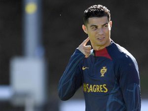 Portugal Vs Spanyol: Ronaldo Latihan dengan Wajah Babak Belur