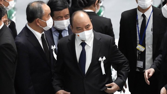 Deretan Pemimpin Negara yang Hadiri Pemakaman Shinzo Abe Pemakaman kenegaraan untuk mantan PM Jepang Shinzo Abe dihadiri pemimpin dari berbagai negara, baik yang masih aktif menjabat maupun yang sudah tidak menjabat.