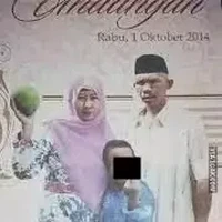 Bisa-bisanya foto seperti ini bisa lulus sensor, benar-benar bikin bingung. Entah apa maksud dan tujuannya memasang foto seperti itu. Foto: 1cak.com