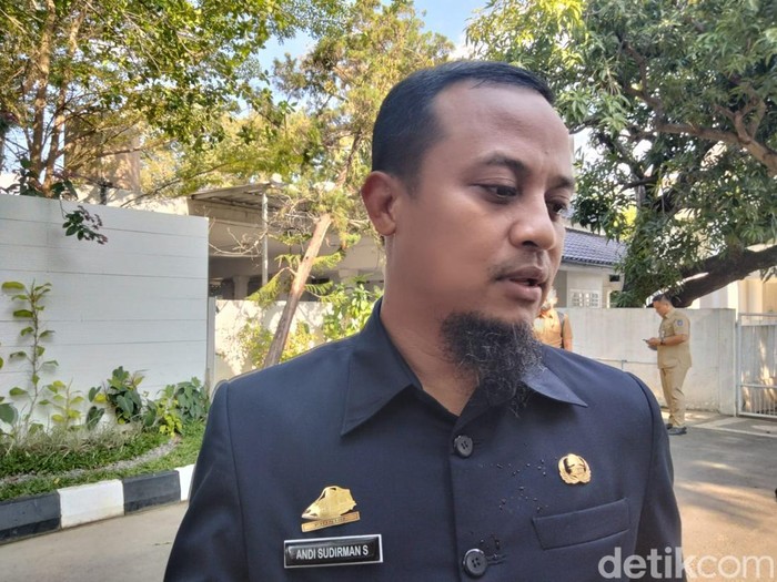 Gubernur Sulsel Andi Sudirman Sulaiman