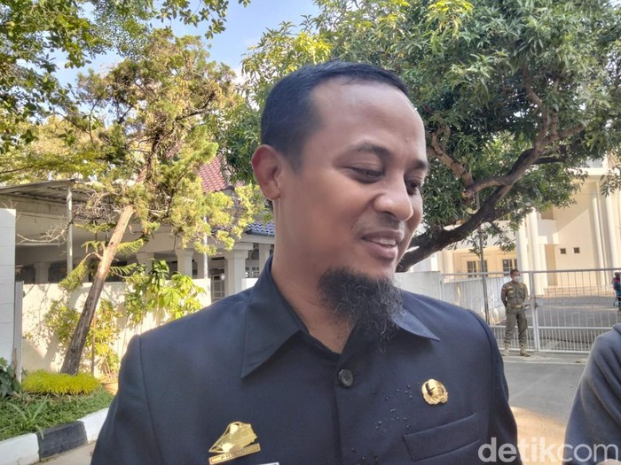 Gubernur Sulsel Andi Sudirman Sulaiman