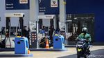 Lebih Mahal dari Pertalite, Pengendara Tetap Antre BBM Vivo