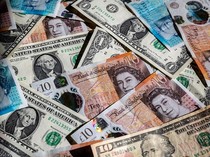 Inggris Banjir Kritik Imbas Pound Sterling yang Terus Menukik