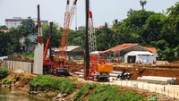 Anies berharap proyek ini rampung pada akhir 2022.