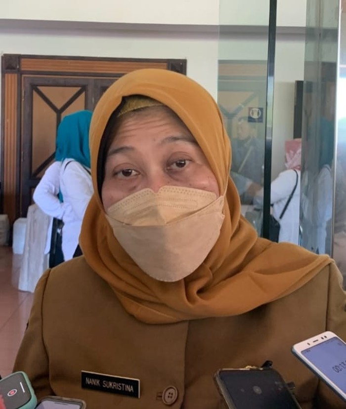 Kepala Dinas Kesehatan Surabaya, Nanik Sukristina