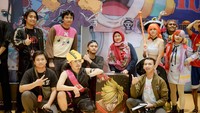 Sebagian besar ada yang menjadi costume player (cosplayer) dari berbagai karakter dari One Piece. Foto: Dok.Komunitas One Piece