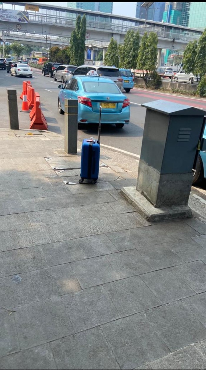 Koper di Depan Polda Metro