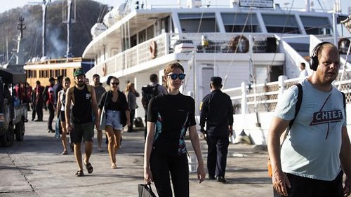 LABUAN BAJO, INDONESIA - SEPTEMBER 27: A various tourist boat are seen at Labuan Bajo marina, gateway to Komodo National Park in East Nusa Tenggara, Indonesia, on September 27, 2022. The Indonesian Central Statistics Agency (BPS) noted that the number of foreign tourist arrivals had increased after the Covid-19 pandemic in July 2022, more than 470,000 foreign tourist arrivals were reported, the highest number since the easing of restrictions on the COVID-19 pandemic. This has a domino effect in the national economy. The Indonesian government hopes that the improvement in the tourism sector will be able to contribute to the post-pandemic economic recovery. (Photo by Agoes Rudianto/Anadolu Agency via Getty Images)