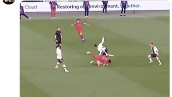 Alhasil, Maguire jadi bulan-bulanan netizen karena kecerobohannya. Foto: Twitter