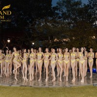 Pemilihan Miss Grand Vietnam 2022 jadi sorotan saat kompetisi baju renang digelar. Sejumlah finalis yang tampil tampak percaya diri meskipun perutnya tidak ramping seperti finalis lainnya. Foto: Dok. Miss Grand Vietnam Facebook