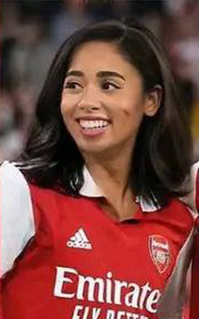 Pemain Bola Versi Wanita Pemain Bola Versi Wanita